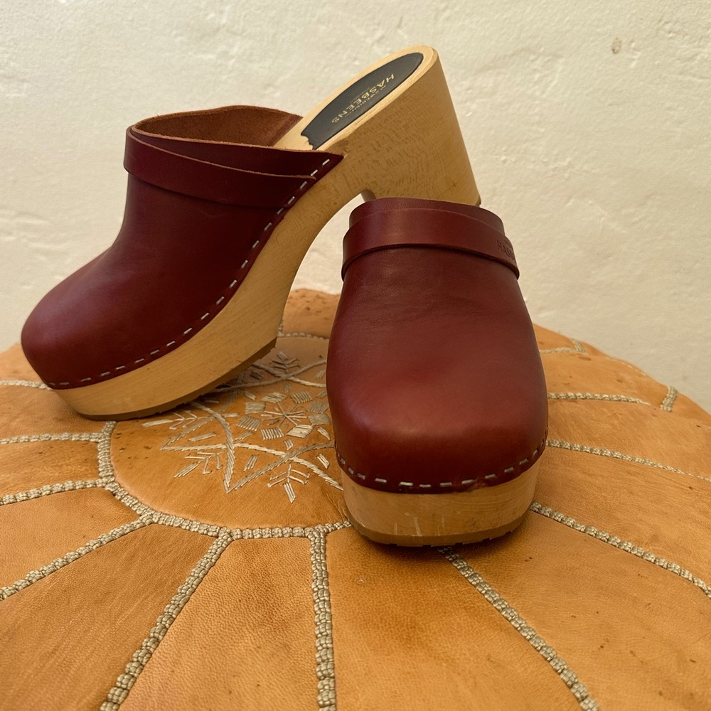 Swedish hasbeens clog